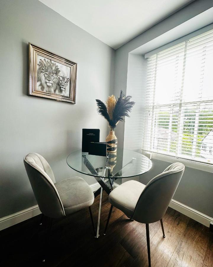 1 West End Boutique Apartment باونيس أون وينديرمير المظهر الخارجي الصورة