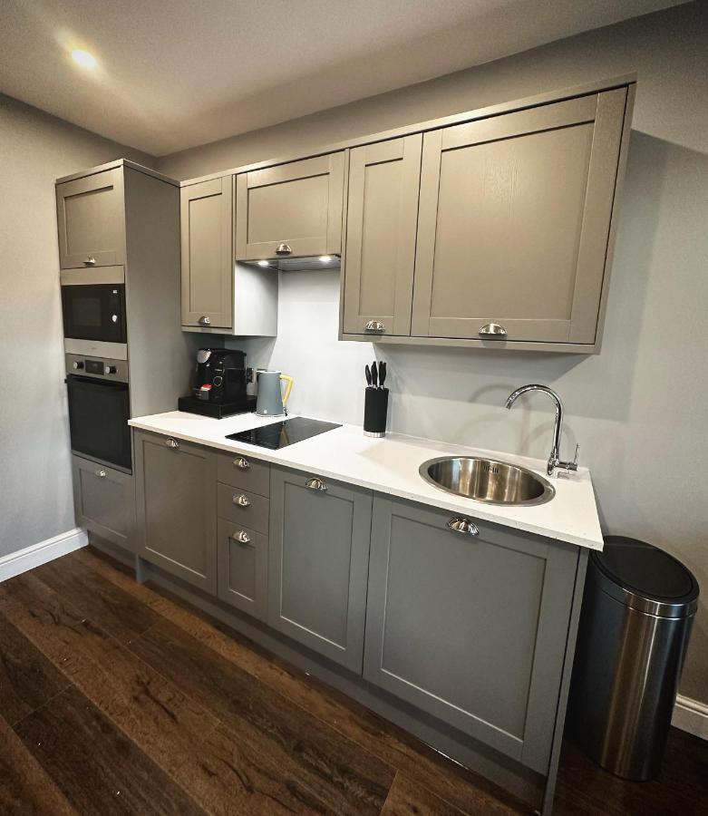 1 West End Boutique Apartment باونيس أون وينديرمير المظهر الخارجي الصورة